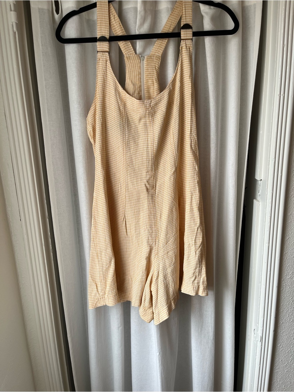 Butter Yellow and Cream Gingham Romper🌼🐚🌝